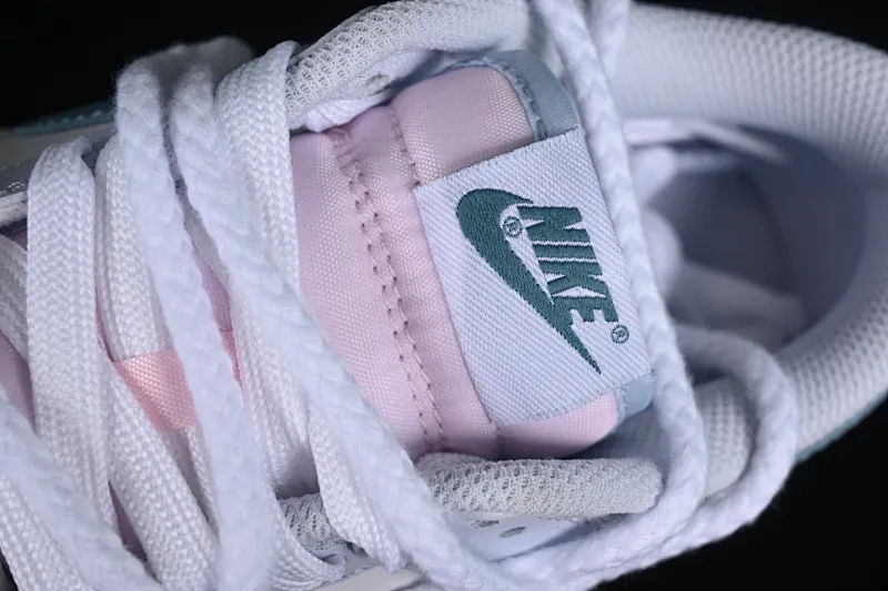 All Categories Nk SB Dunk Series Nk SB Dunk Low Low-top Sneakers Nk Dunk Low Nattiberry Summer Style Campus Style Year of the Dragon Limited Simple SB Strappy Low-top Casual Sneakers FD1232-002